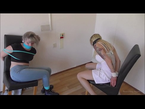 ❤️ Addicted / legata è imbavagliata / damigella in angoscia ️ Pornografia dura à noi % co.porn-impact.ru% ❌️❤