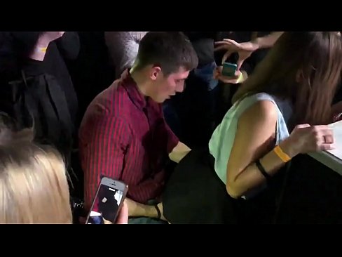 ❤️ Sessu reale in una discoteca russa. Una ragazza russa di 18 anni in l'anu è a vagina scopata in una discoteca ️ Pornografia dura à noi % co.porn-impact.ru% ❌️❤